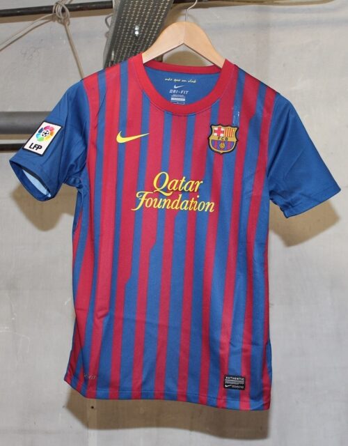 FC Barcelona home jersey 2011/12 - youth - Xavi 6-YM | 140-152 old Blå