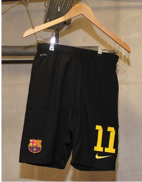 Barcelona 3rd shorts boys - number 11-YXL | 158-170 Sort